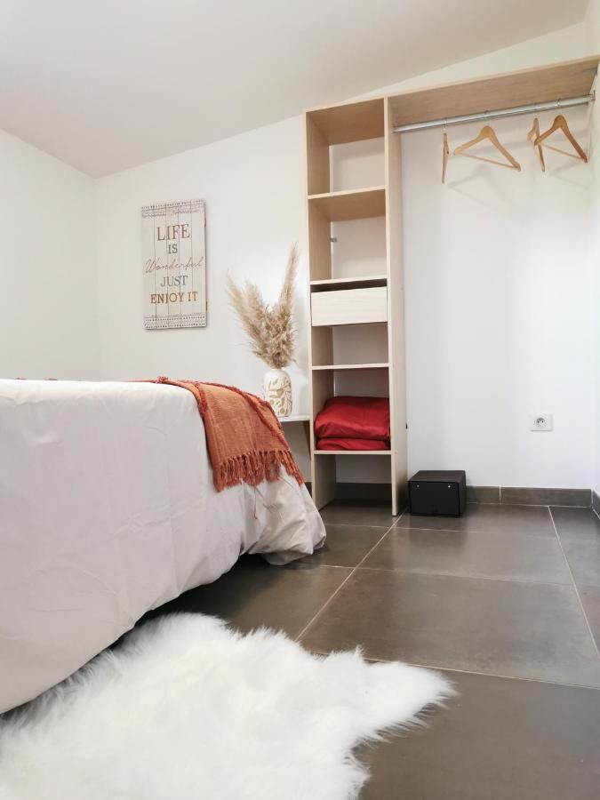 Maison De Vacances L'Hote Champetre Campagne Arlesienne 外观 照片